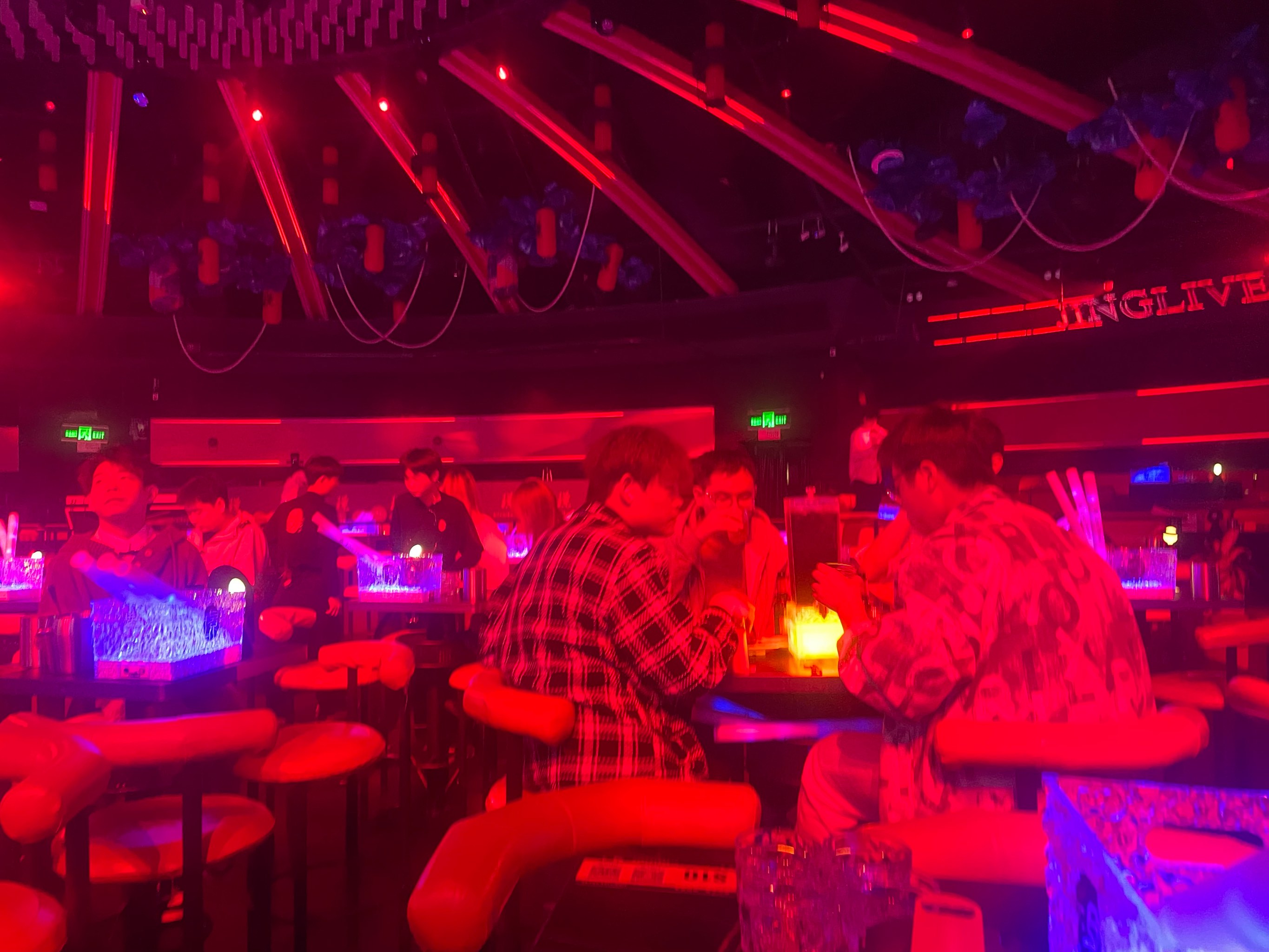 南宁商务ktv优选商务ktv订房服务-良庆区ktv预定